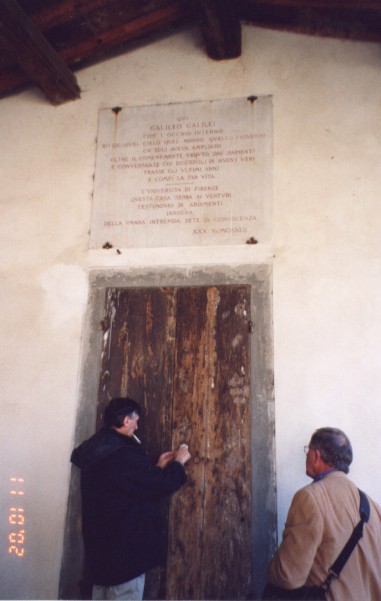 Piero opening Galileos door